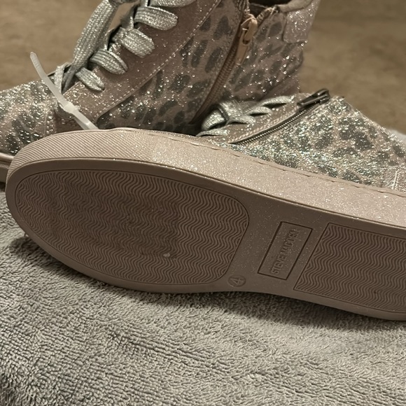 Girls Steve Madden Hightops glitter leopard - Picture 3 of 5